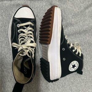 Converse Run Star Hike in Black.